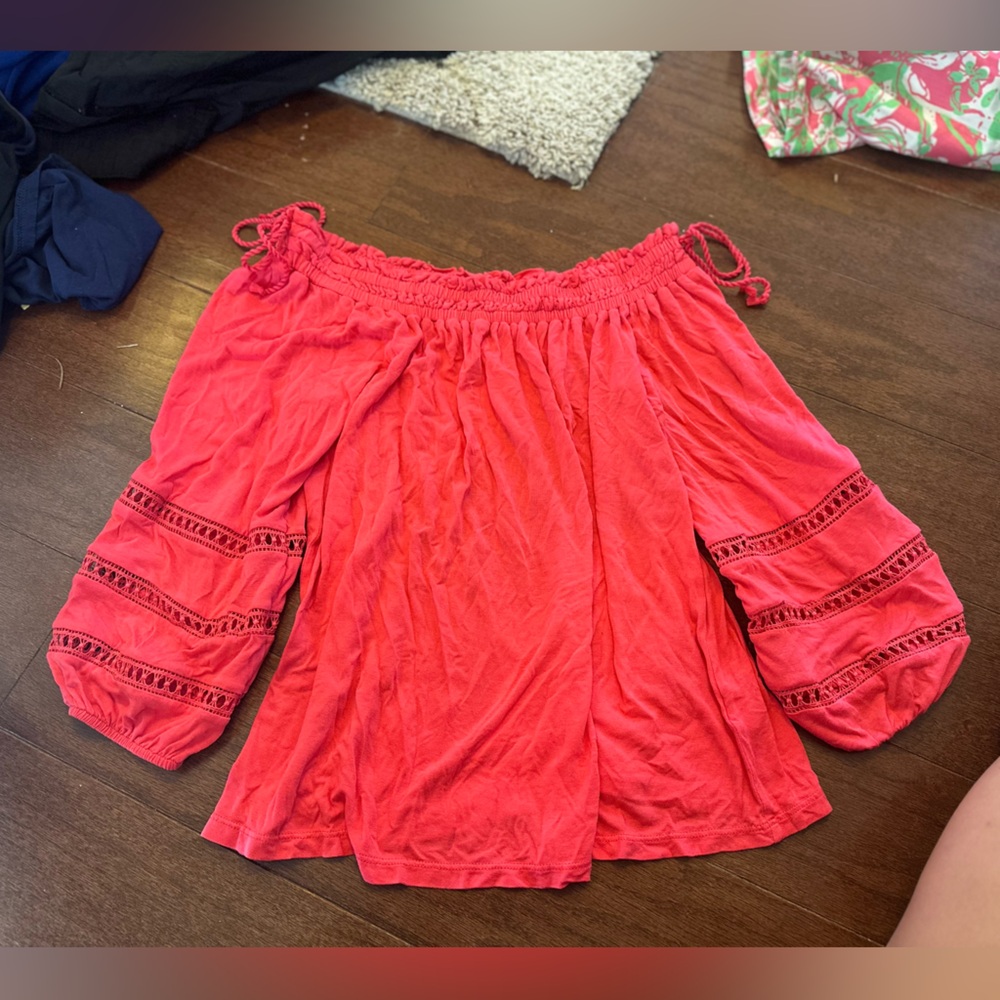 Crown & Ivy Red Pink Blouse Top Size Small
